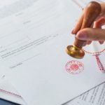 Công chứng hợp đồng mua bán tài sản đấu giá bị làm giả: Cách xử lý luat-cong-chung-2-712×400