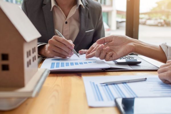 Người thứ ba ngay tình