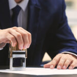 Khi bị phản ánh sai phạm trong công chứng tại địa điểm yêu cầu, xử lý ra sao? Thiet-ke-chua-co-ten-6