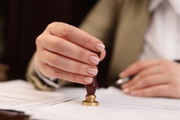 công chứng cho người cao tuổi tại nhà