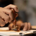 cong-chung-khi-mat-ban-goc-02