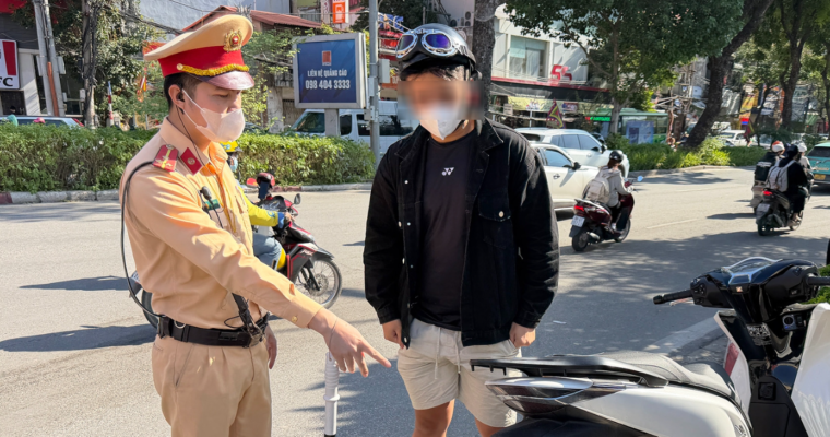 Dừng xe xử phạt