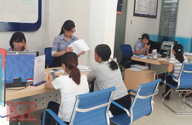 mua điện thoại trả góp