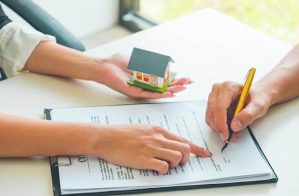 Hợp đồng mua bán đất do xã xác nhận