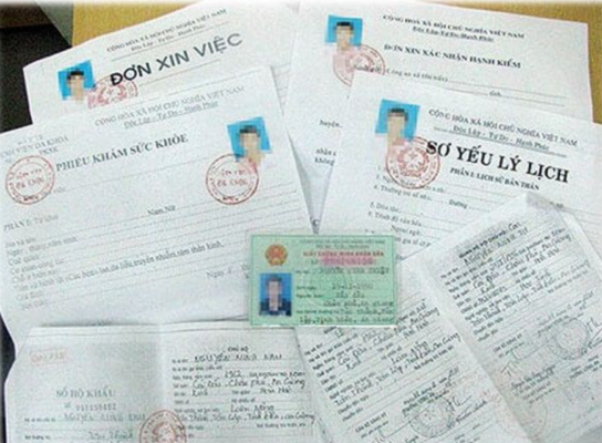 Chứng thực Sơ yếu lý lịch